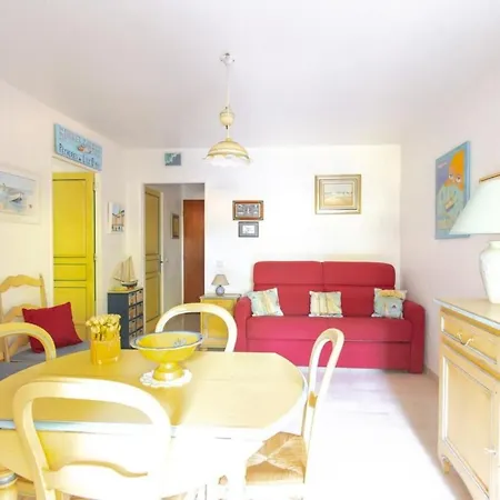 Apartamento Furnished Studio With A Terrace & A Swimming Pool In A Charming Condominium Antibes