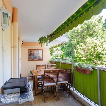 Furnished Studio With A Terrace & A Swimming Pool In A Charming Condominium * Antibes